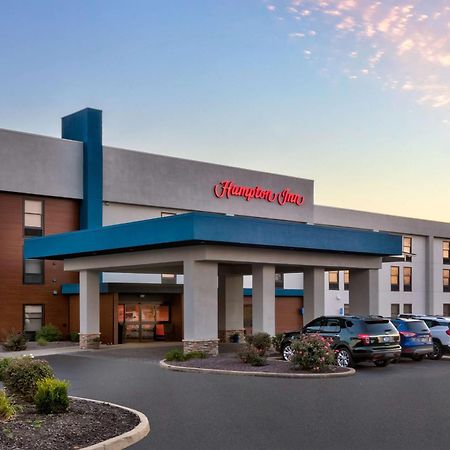 Hampton Inn Princeton Bagian luar foto