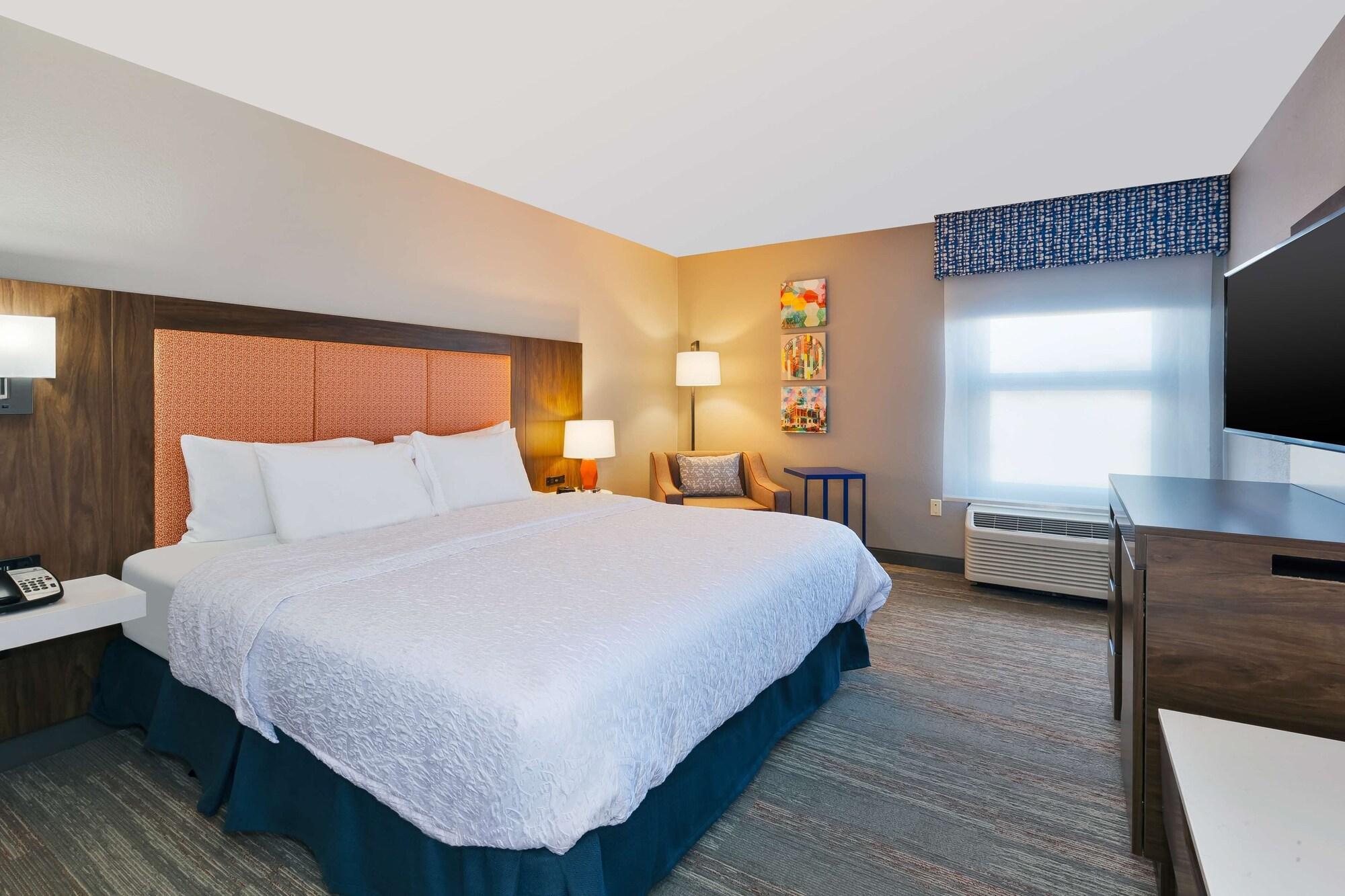 Hampton Inn Princeton Bagian luar foto