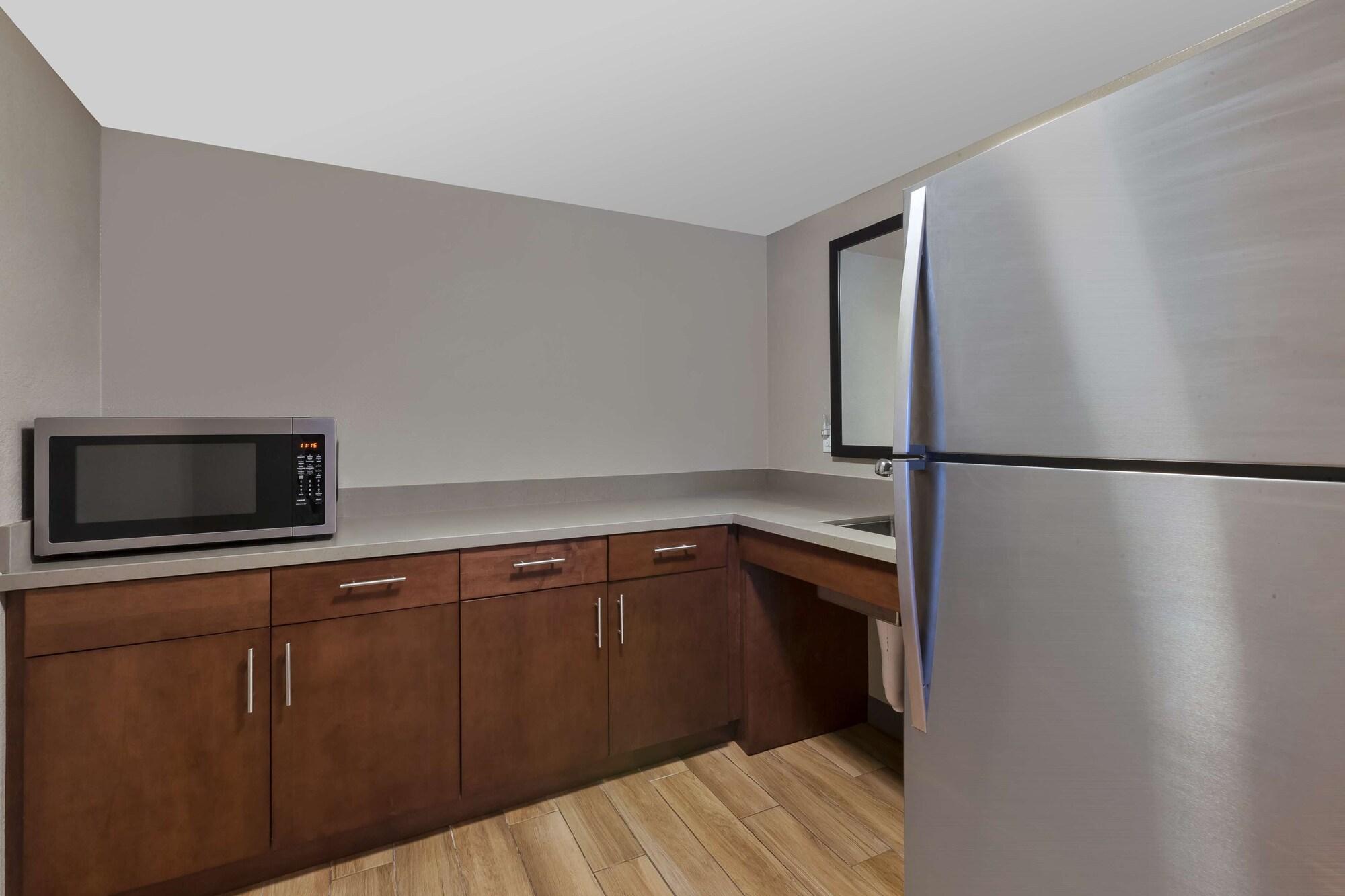 Hampton Inn Princeton Bagian luar foto