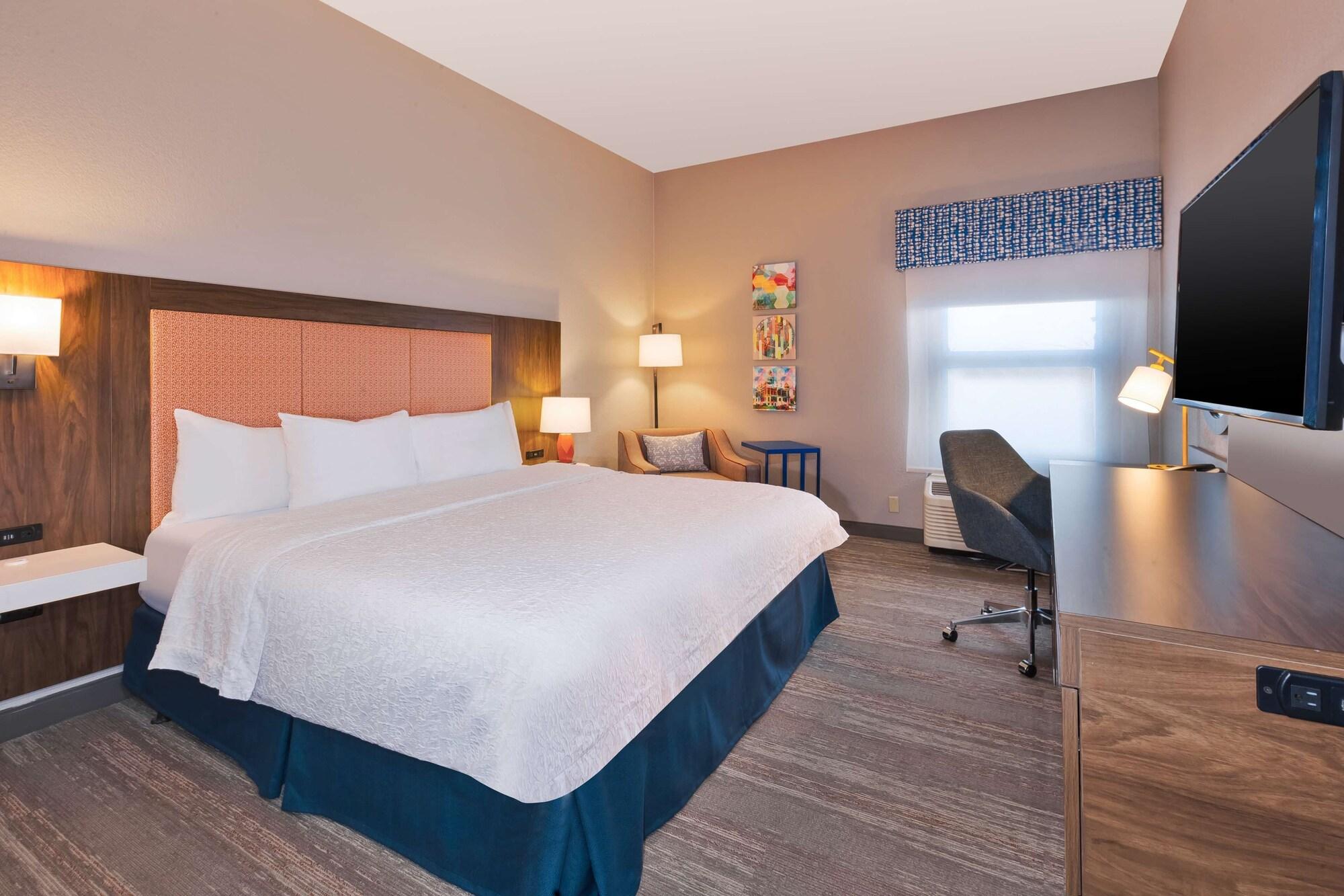 Hampton Inn Princeton Bagian luar foto