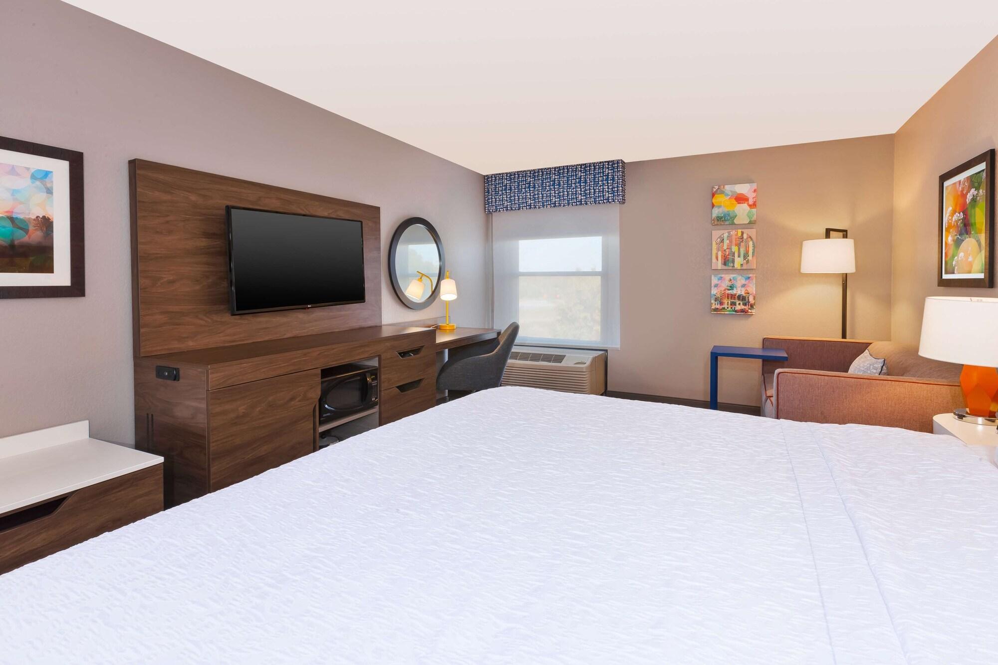 Hampton Inn Princeton Bagian luar foto
