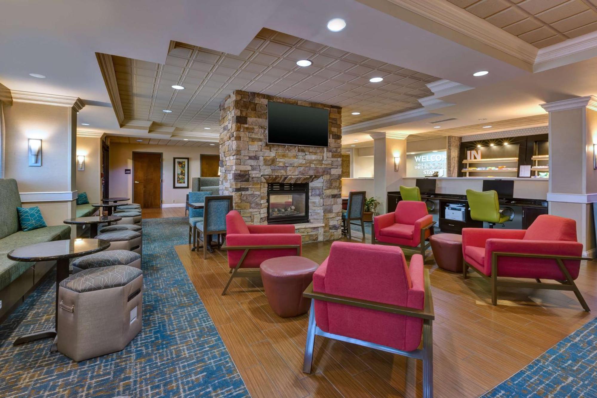 Hampton Inn Princeton Bagian luar foto
