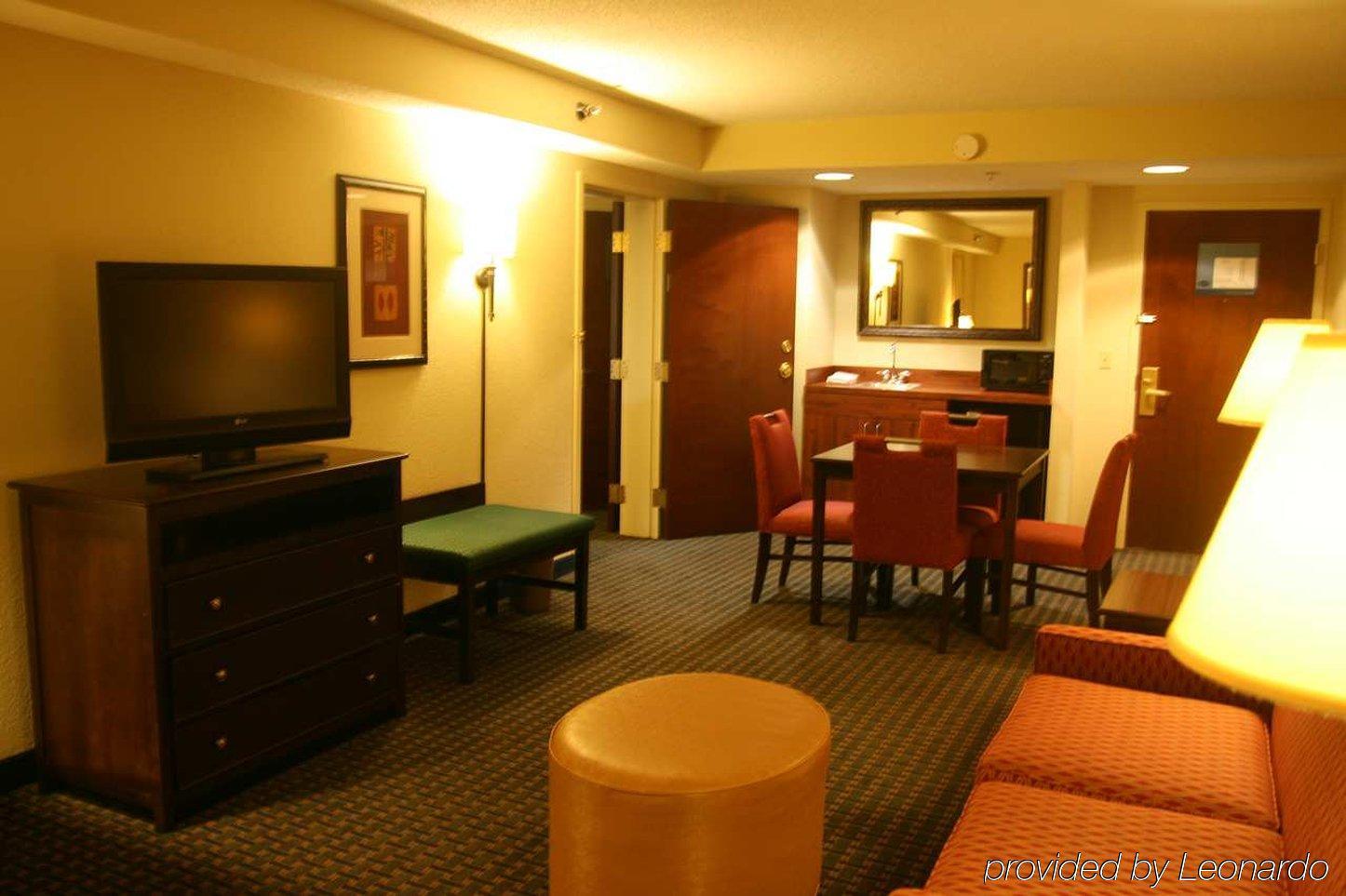 Hampton Inn Princeton Ruang foto